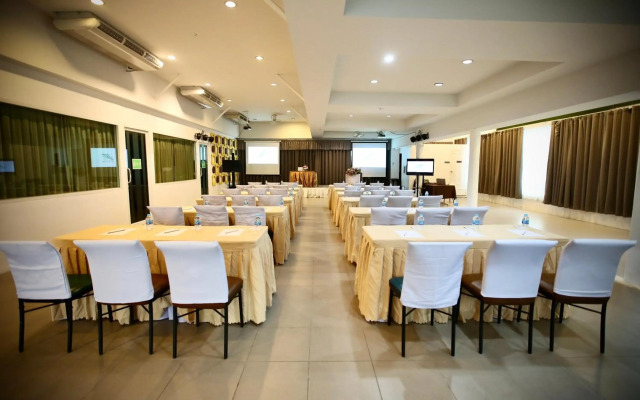 A-Te Chumphon Hotel