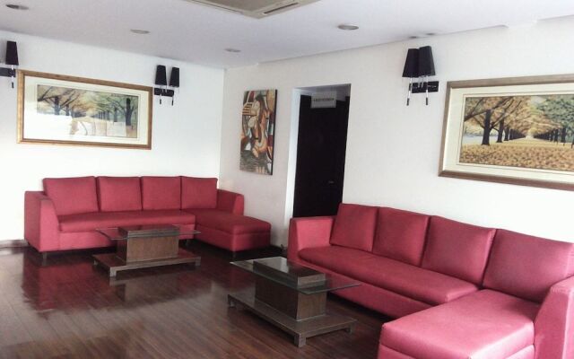 Hotel Saurabh Candy By Peppermint