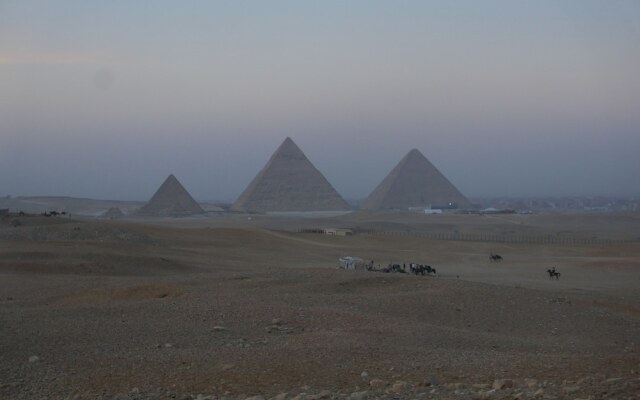 Giza Pyramids View Guest House