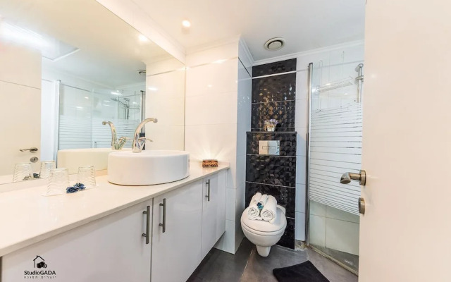Luxury Apartment by Lake Kinneret