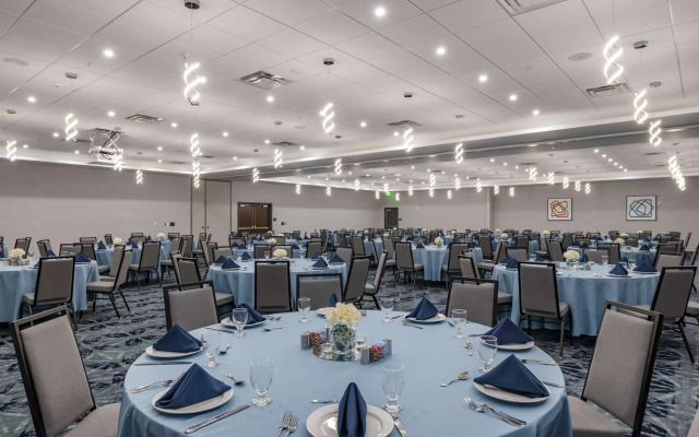 Cambria Hotel Nashville Airport