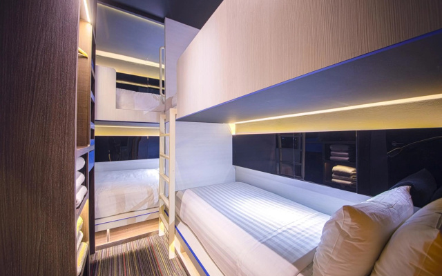 CUBE Boutique Capsule Hotel @ Chinatown – Guest Rooms – Singapore