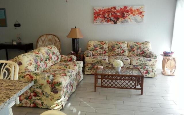 1+1 Large condo Sarasota