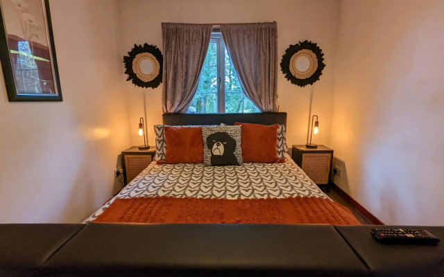 Doocot At Bonnyside House