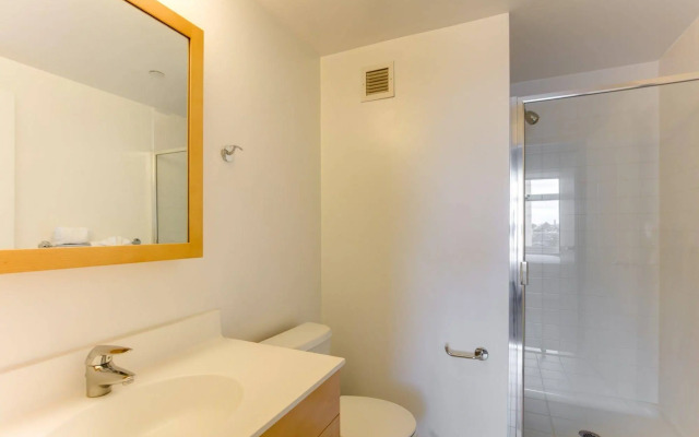 Global Luxury Suites at Kendall West
