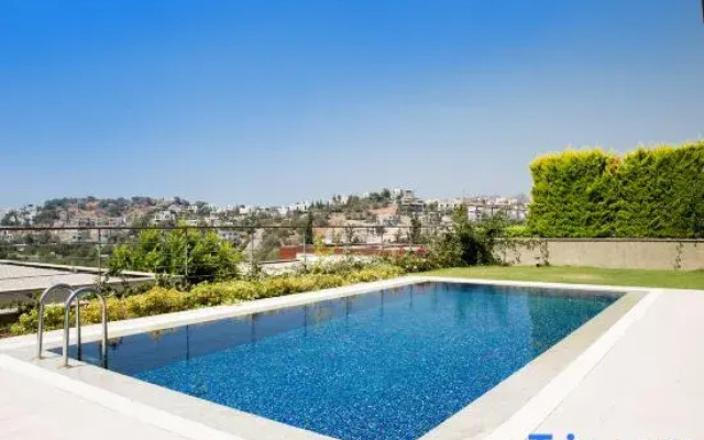 BD497-6 Bedroomed Villa With Pool in Yalikavak