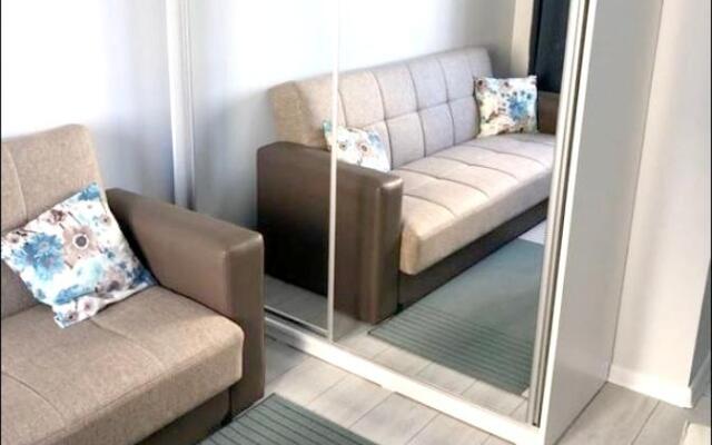 Studio with balcony and wifi at Rosu