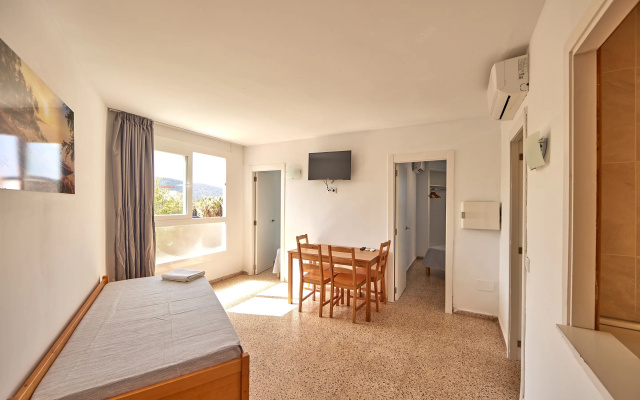 Magaluf Playa Apartments - Adults Only