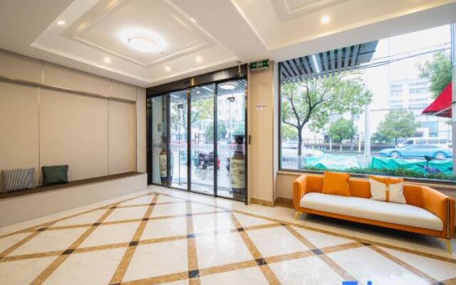 Homeinn Pebble Hotel (Shanghai Hongqiao Railway Station Hongqiao Airport)