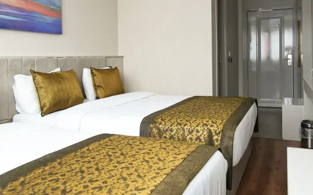 Sky Hill Hotel