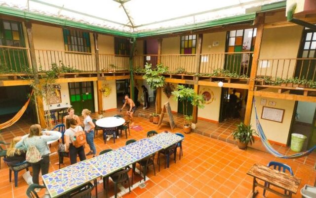 Hostal Fátima - Hostel