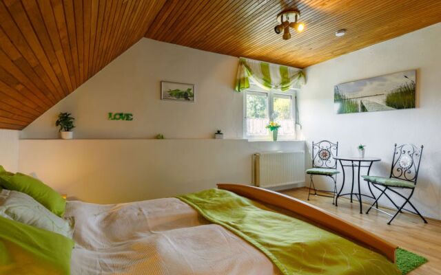 House Sunny Day Balatonmariafurdo