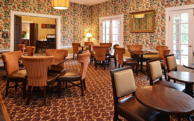 Hampton Inn Lexington-Historic District