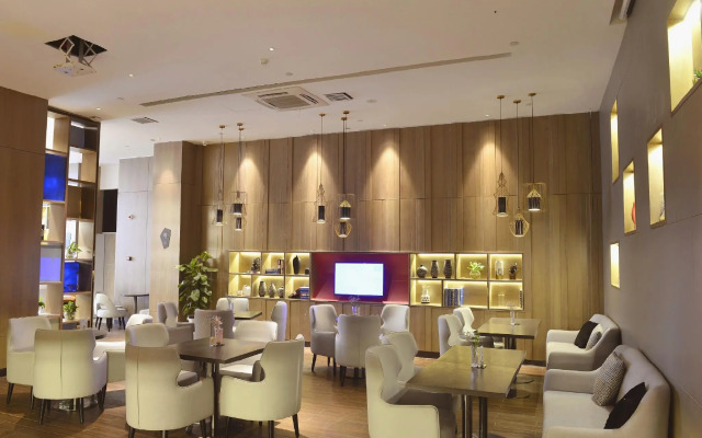 Echarm Hotel Jingmen Intime City