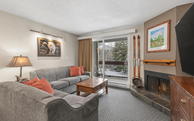 Tantalus Resort Lodge