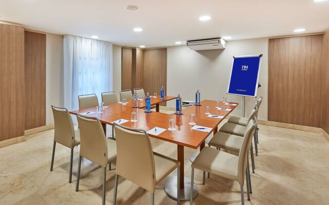 Hotel NH Valencia Las Ciencias