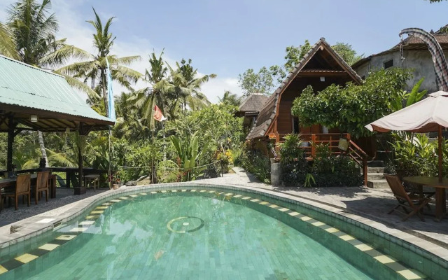 Oyo 1946 Terrace Campuhan