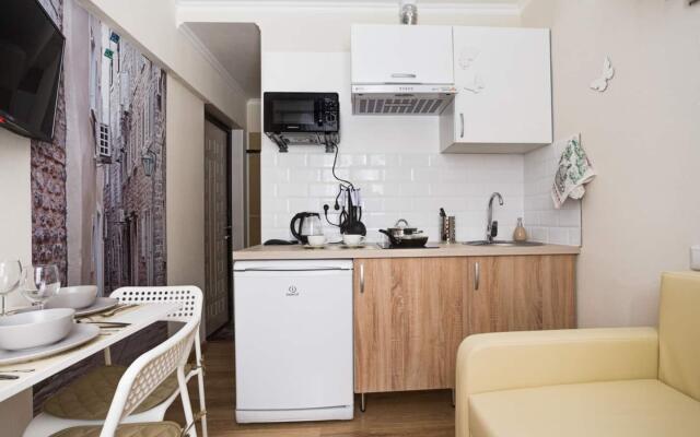 Санди на улице Поклонная