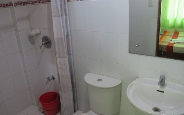 Sea Jewel Beach Resort Puerto Galera