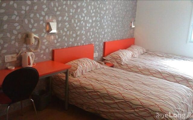 Pod Inn Guangzhou Li Wan Lu Cai Hong Qiao