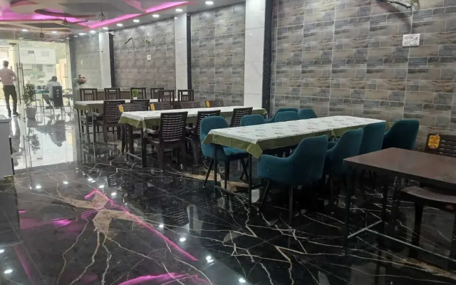 Pragati Hotel