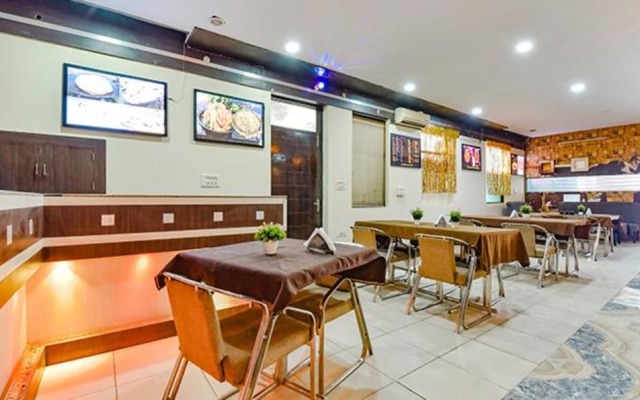 Fabhotel Rushank Residency