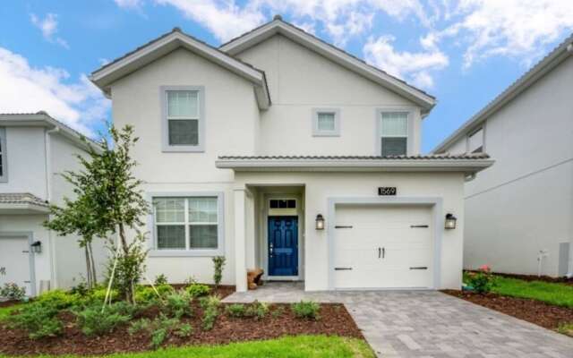 1569sw 5 Bedroom Villa