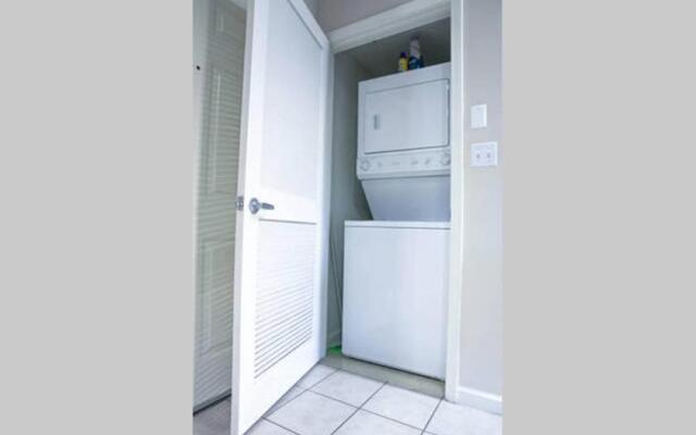 Amazing Apartments near the grove