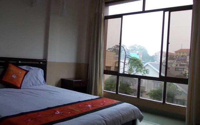 Gold Star Hotel