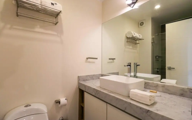 w Prestigious 3BR w Great Balcony in Miraflores