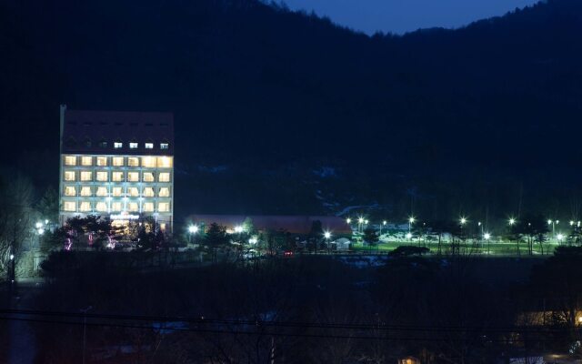 Caviar Park R&D Resort