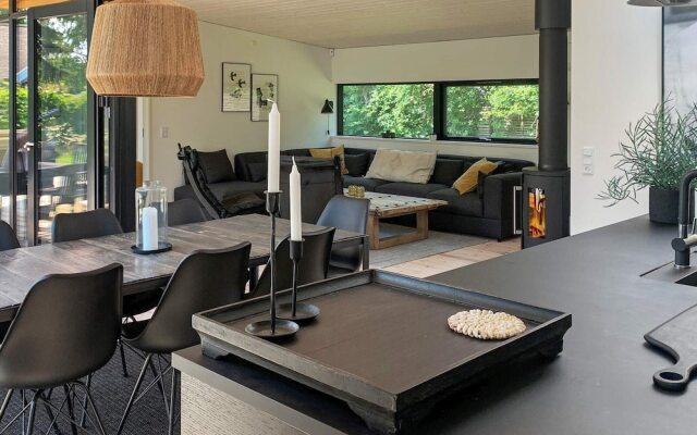 8 Person Holiday Home in Hornbaek-by Traum