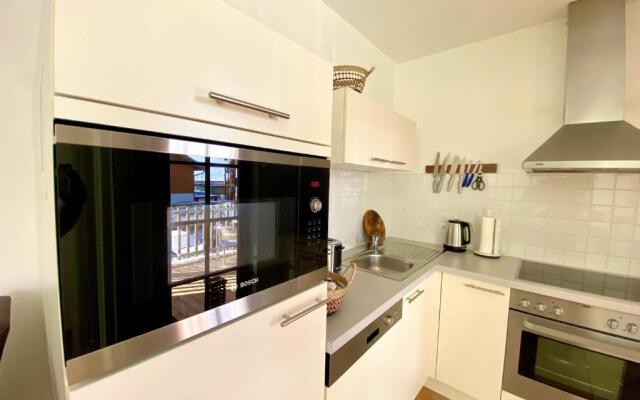Manuela 11 by SMR Luxury Apartments