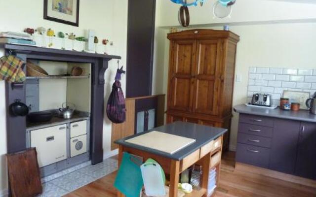 Halfmoon Cottage
