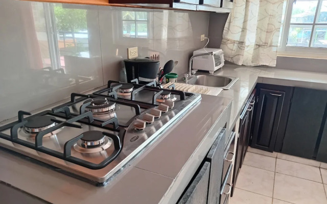 Sun Havens Apartments & Suites