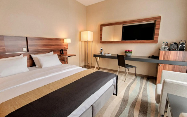 Warsaw Plaza Hotel