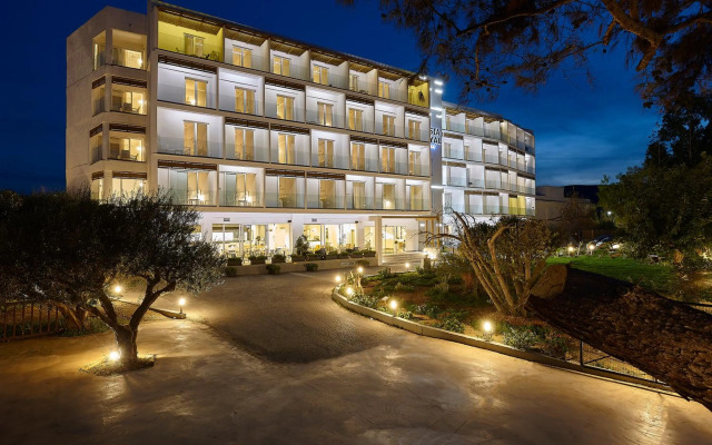 Vasia Royal Hotel