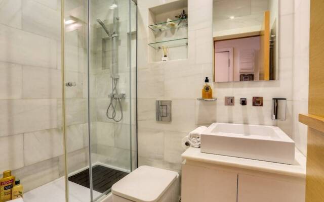 Stylish 2 Bed in the Heart of Gràcia