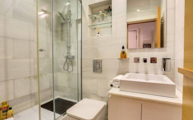 Stylish 2 Bed In The Heart Of Gracia