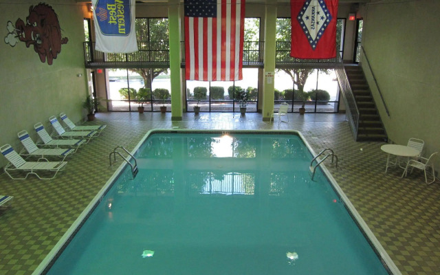 Best Western Windsor Suites