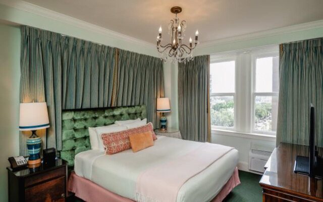 The Pontchartrain Hotel