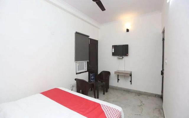 Oyo 22125 Bleu Ville