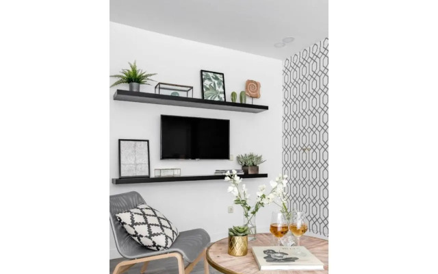 Agradable apartamento Arturo Soria D1
