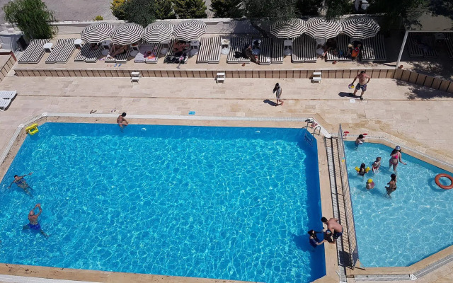 WA Cesme Farm Hotel Beach Resort & Spa