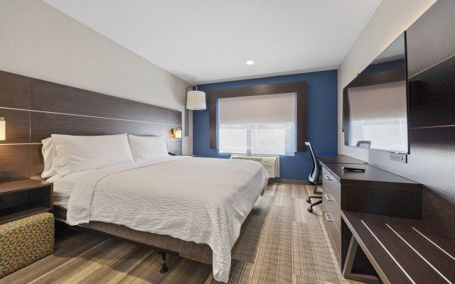 Holiday Inn Express Sunnyvale - Silicon Valley by IHG
