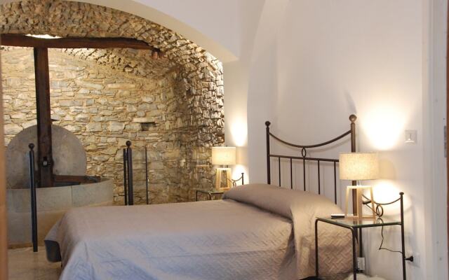 Santo Mercurio Country House