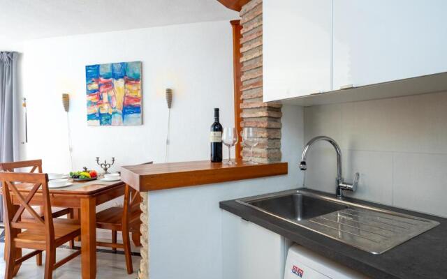 Stunning golf and garden flat in La Siesta Golf Calahonda