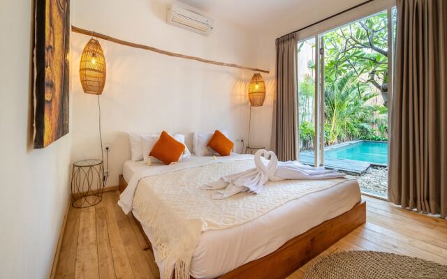 Splendid Villa Shakti Canggu Boho Chic 3bd & Pool