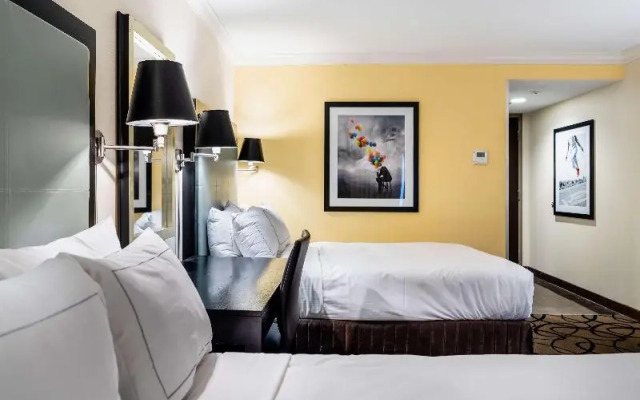 Crowne Plaza Boston Natick