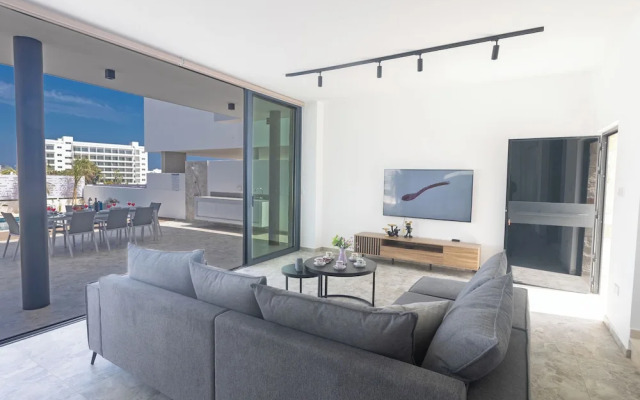 Protaras Aqua Villa Aq05